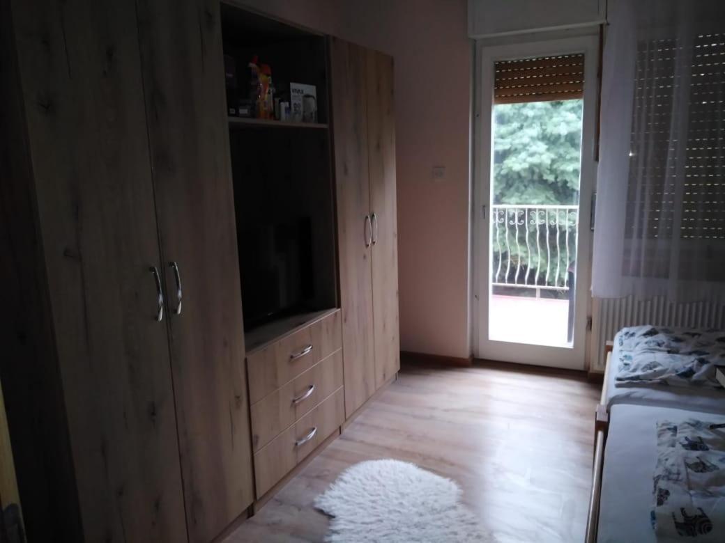 Evelin Sobe Apartment Backa Topola Exterior photo